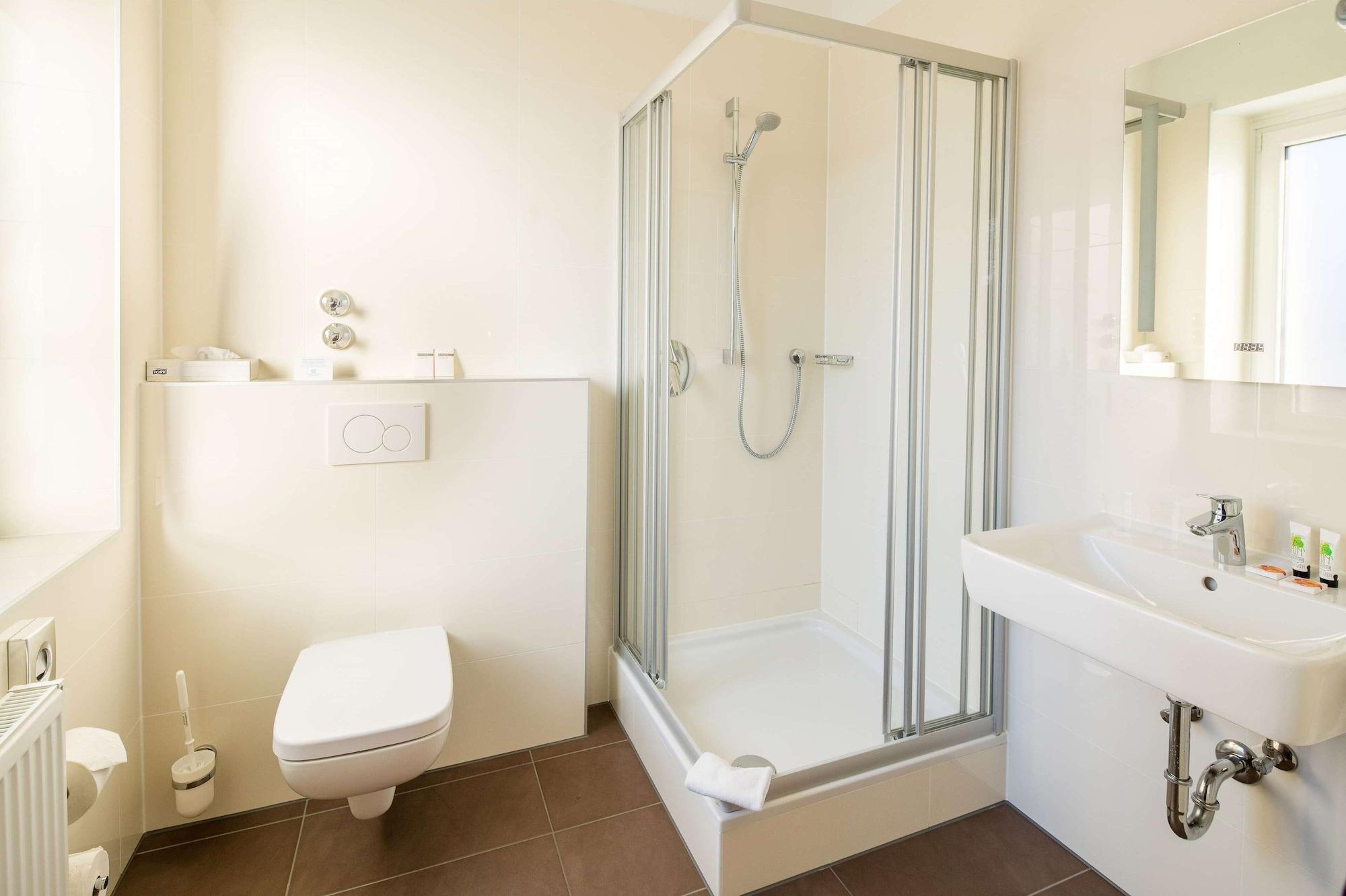 Sure Hotel By Best Western Ratingen Buitenkant foto