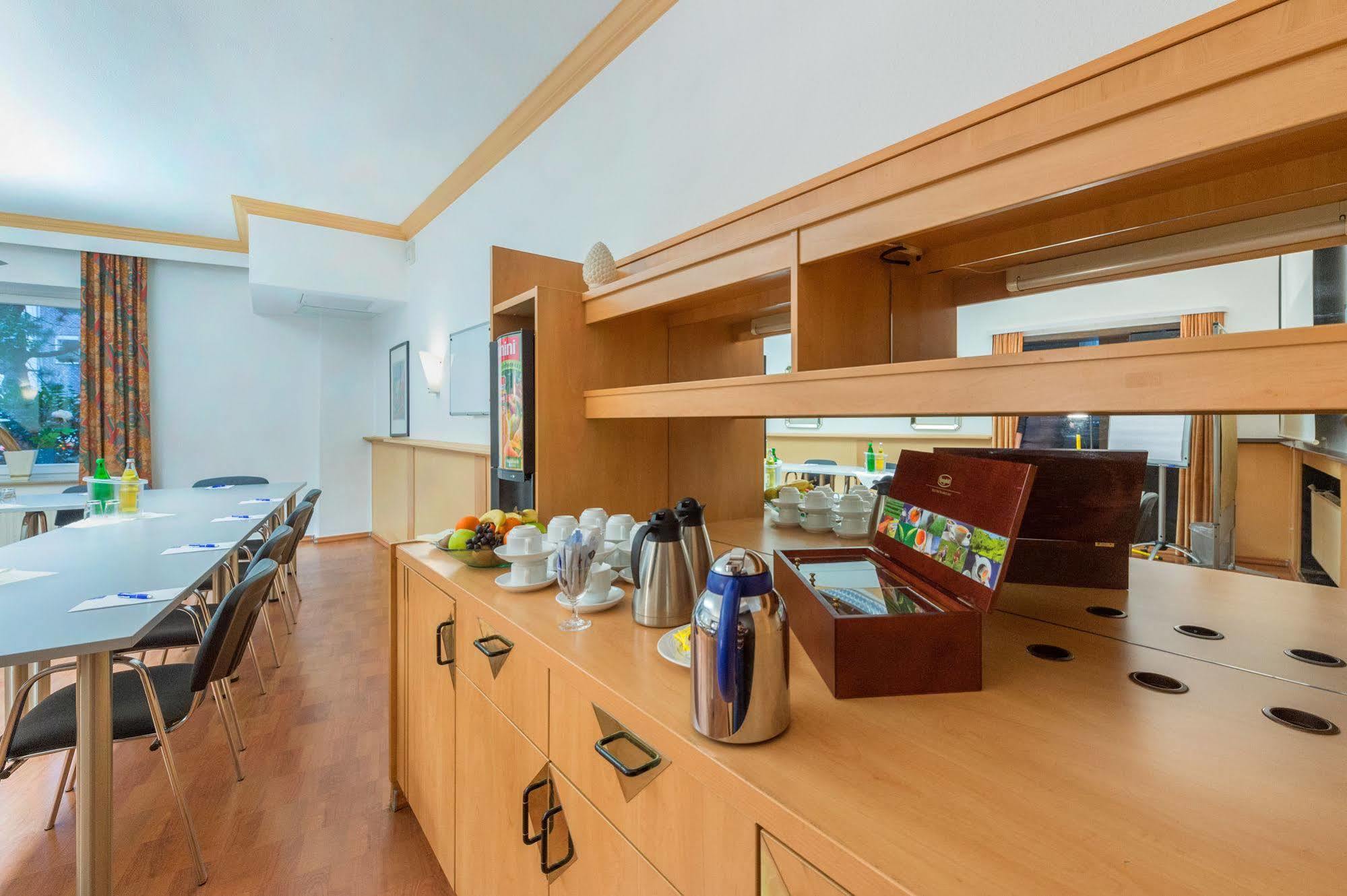 Sure Hotel By Best Western Ratingen Buitenkant foto